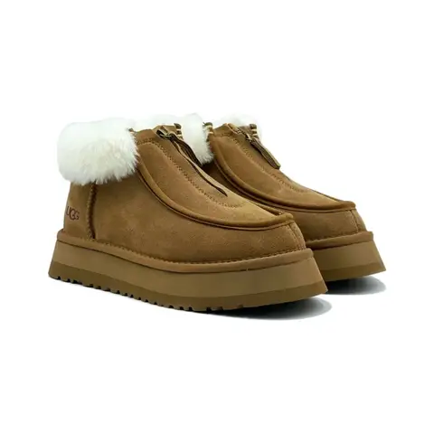 Ugg Funkette Platform Boots Chestnut