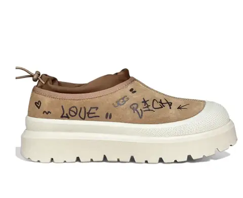 UGG Tasman Hybrid A-9