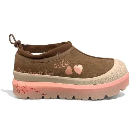 UGG Tasman Hybrid A-11